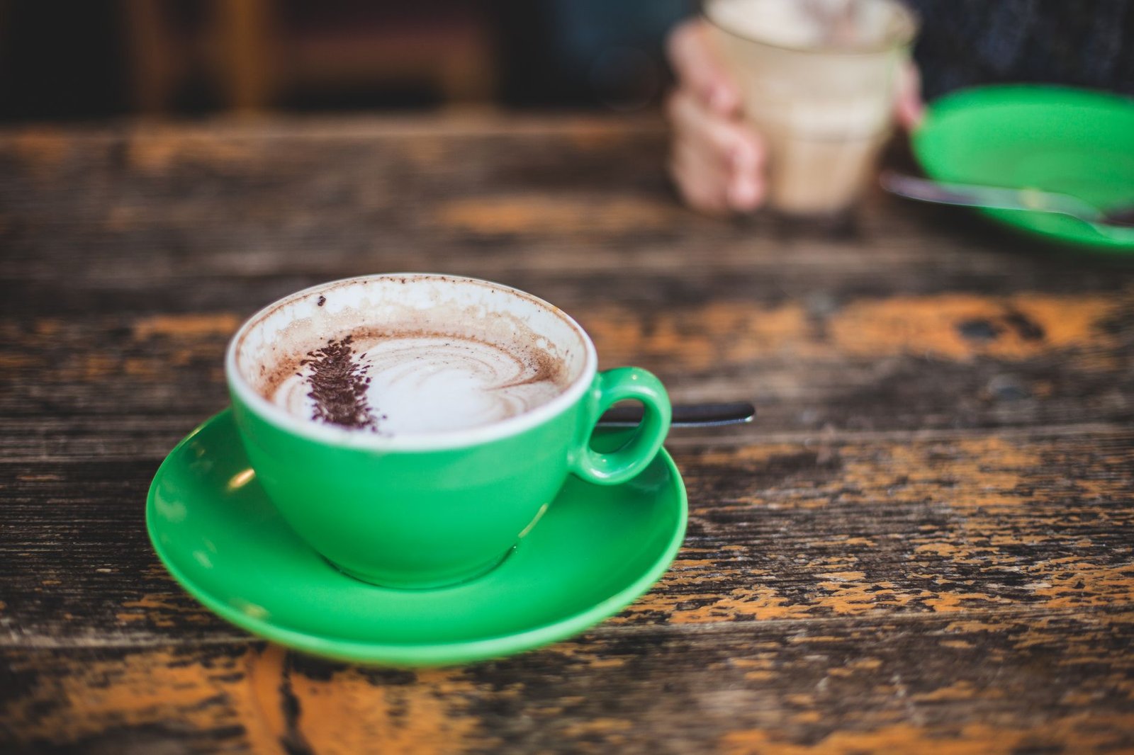 Caffeine Meets Wellness: The Truth Behind Adaptogenic Lattes