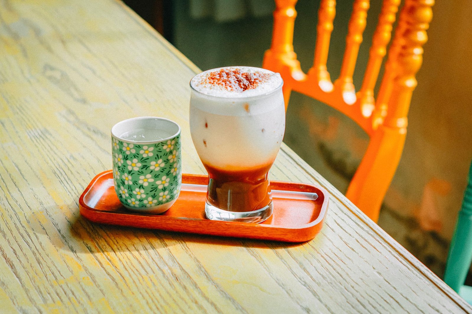 How to Make a Great Hojicha Latte at Home (Powder or Loose Leaf)